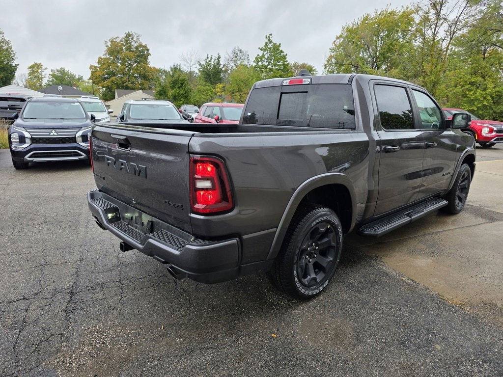 New 2026 RAM 1500 4x4 Crew Cab image 5