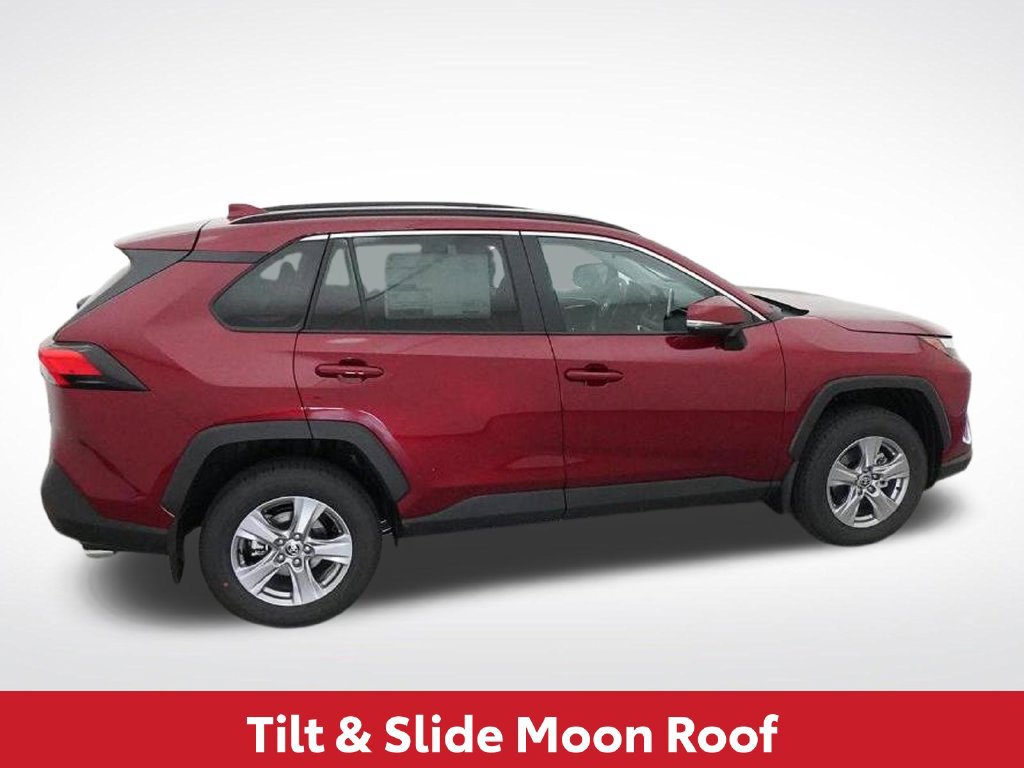 Used 2025 Toyota RAV4 XLE w/ Convenience Package FWD image 13