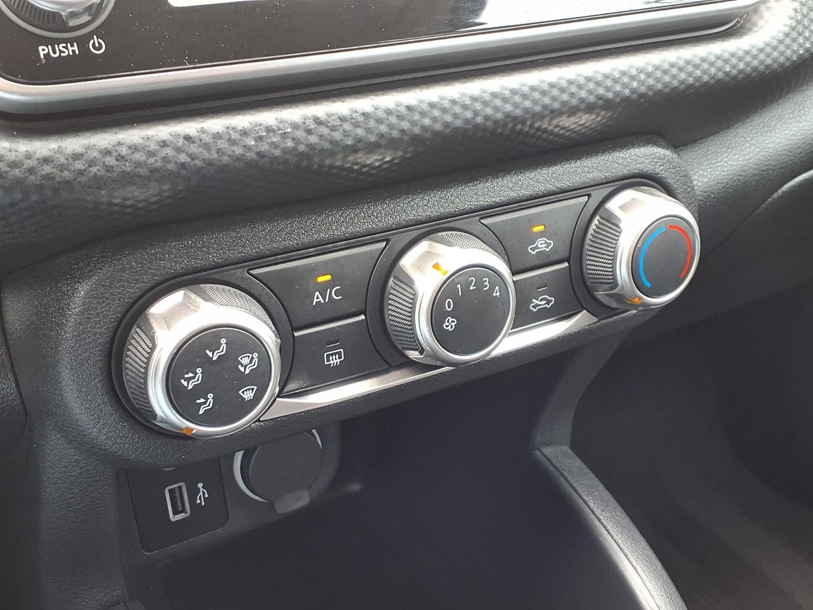 Used 2024 Nissan Kicks S image 19