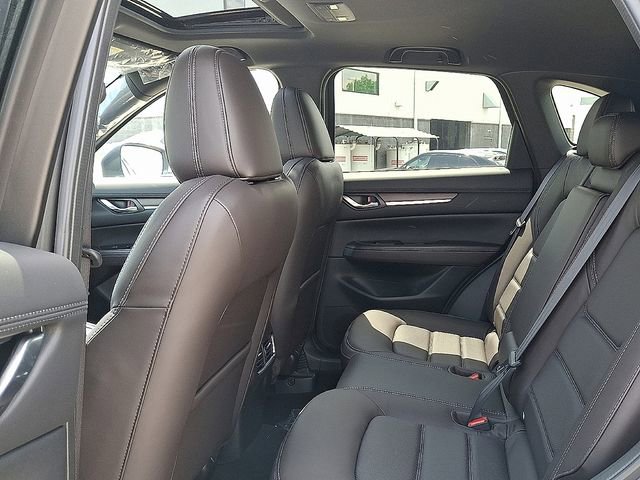 New 2025 MAZDA CX-5 Signature image 9