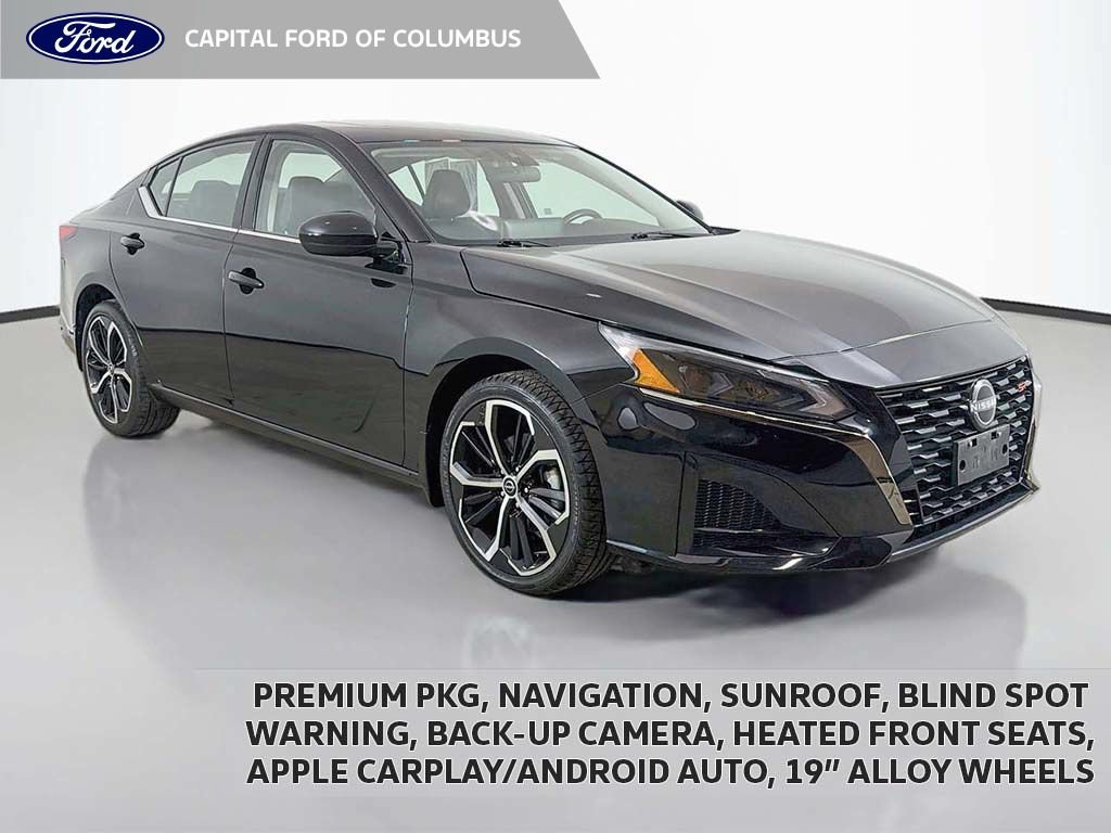 Used 2023 Nissan Altima 2.5 SR w/ SR Premium Package