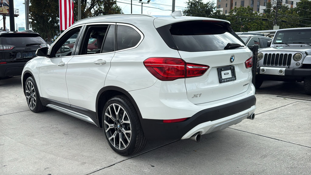 Used 2022 BMW X1 sDrive28i w/ Convenience Package FWD image 13