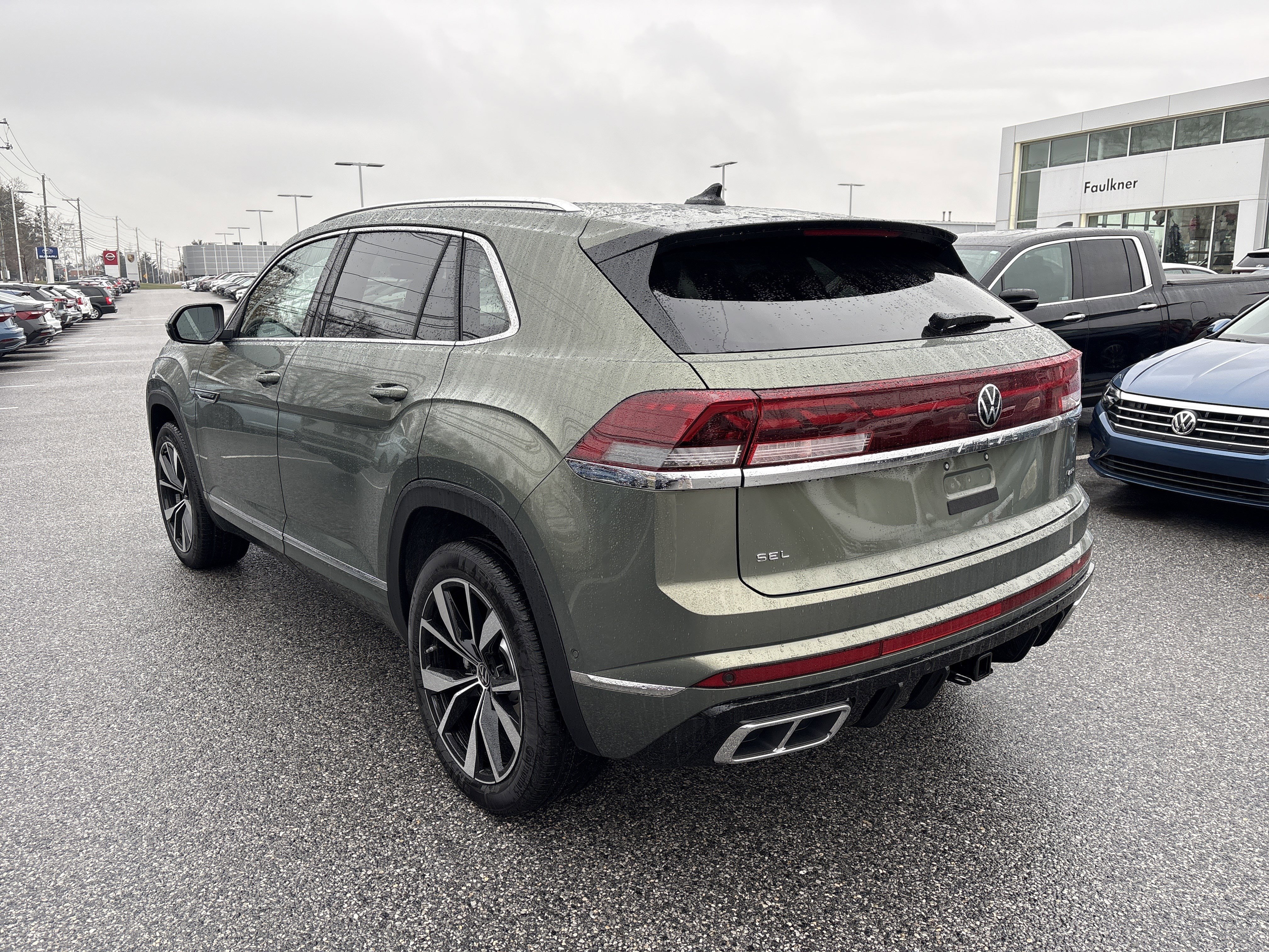 New 2026 Volkswagen Atlas Cross Sport SEL Premium R-Line image 6