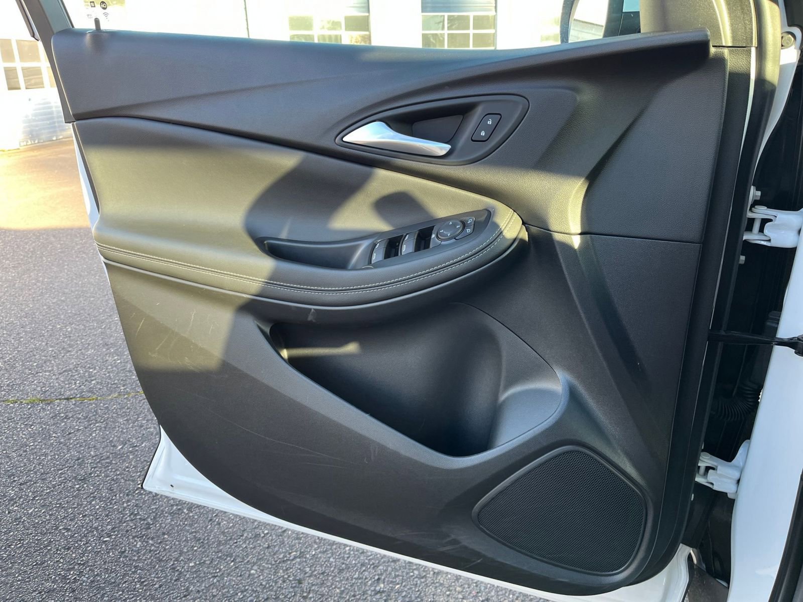 Used 2025 Buick Encore GX Preferred image 21