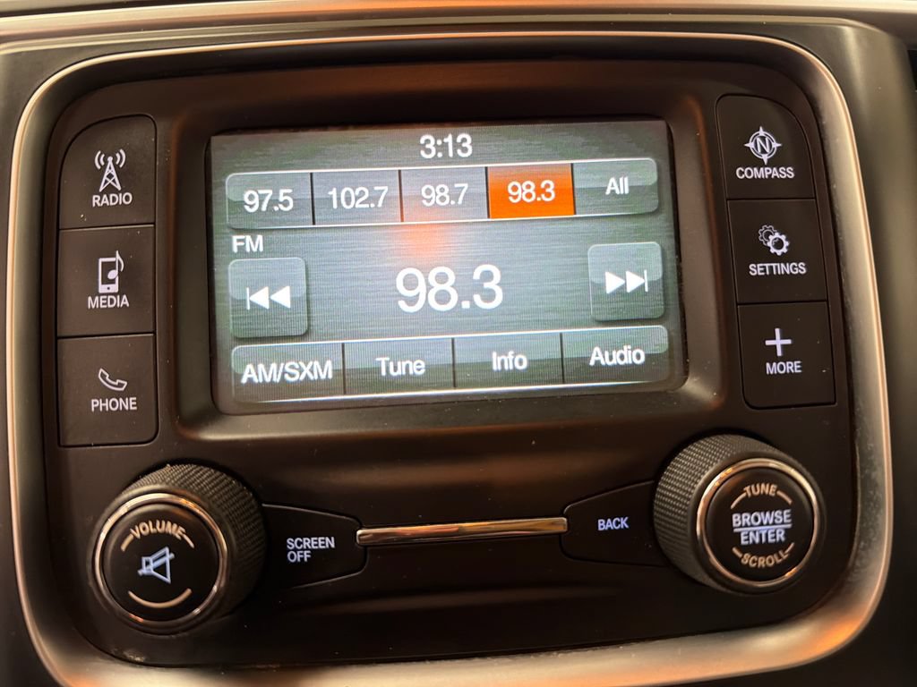 Used 2017 RAM 1500 Classic SLT RWD image 25