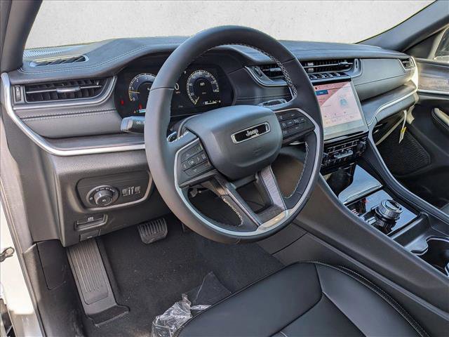 New 2025 Jeep Grand Cherokee Limited video 3