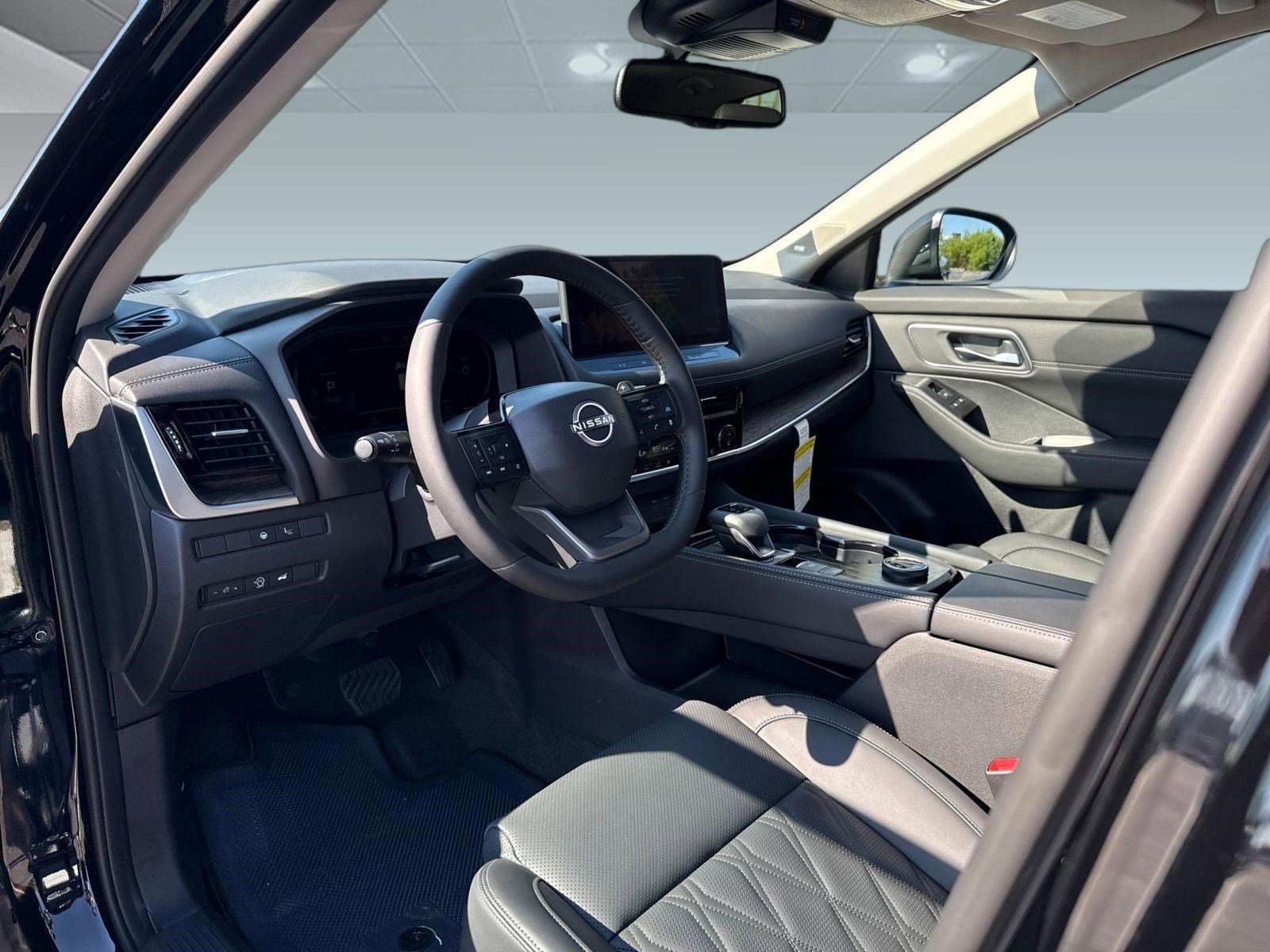 New 2026 Nissan Rogue Platinum w/ Platinum Premium Package image 5