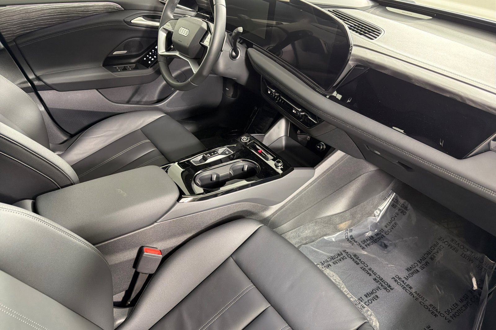 Certified 2025 Audi A6 e-tron Premium Plus w/ Premium Plus image 14