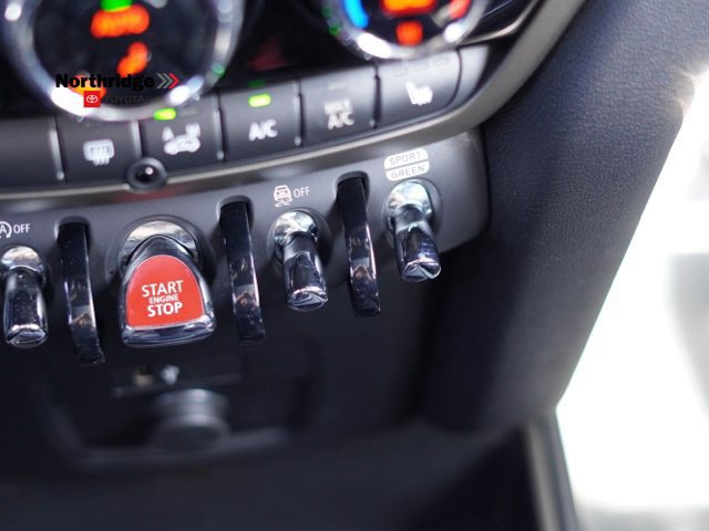 Used 2022 MINI Cooper Countryman S w/ Premium Package FWD image 25
