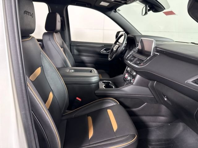 Used 2021 GMC Yukon XL AT4 w/ Technology Package image 12