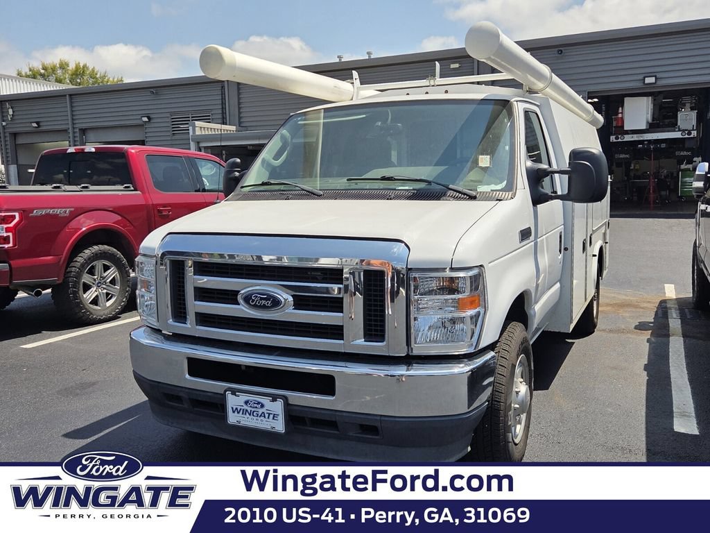 Used 2021 Ford E-350 and Econoline 350 Super Duty w/ Power Windows & Locks Group RWD image 1