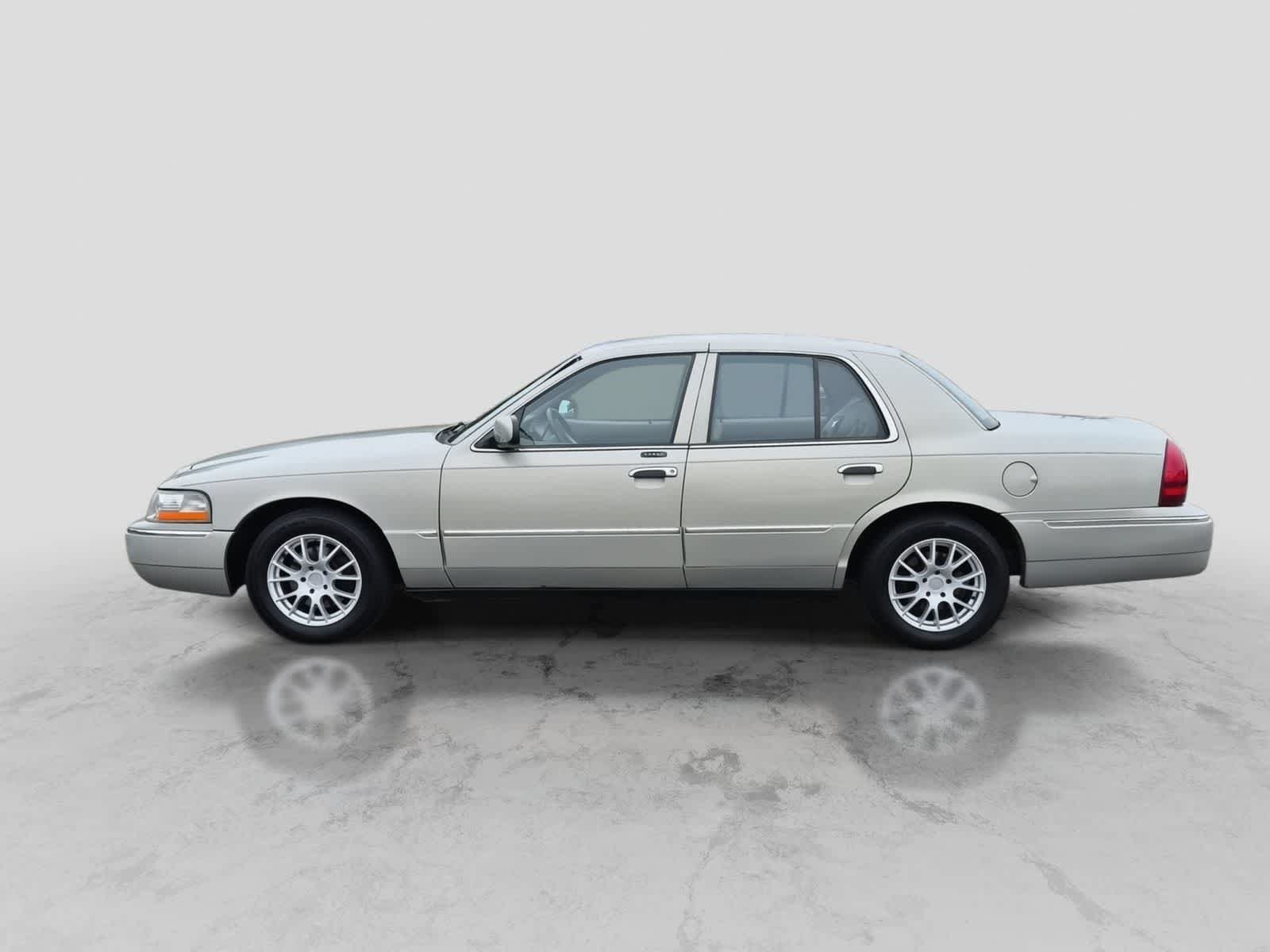 Used 2004 Mercury Grand Marquis LS RWD image 5