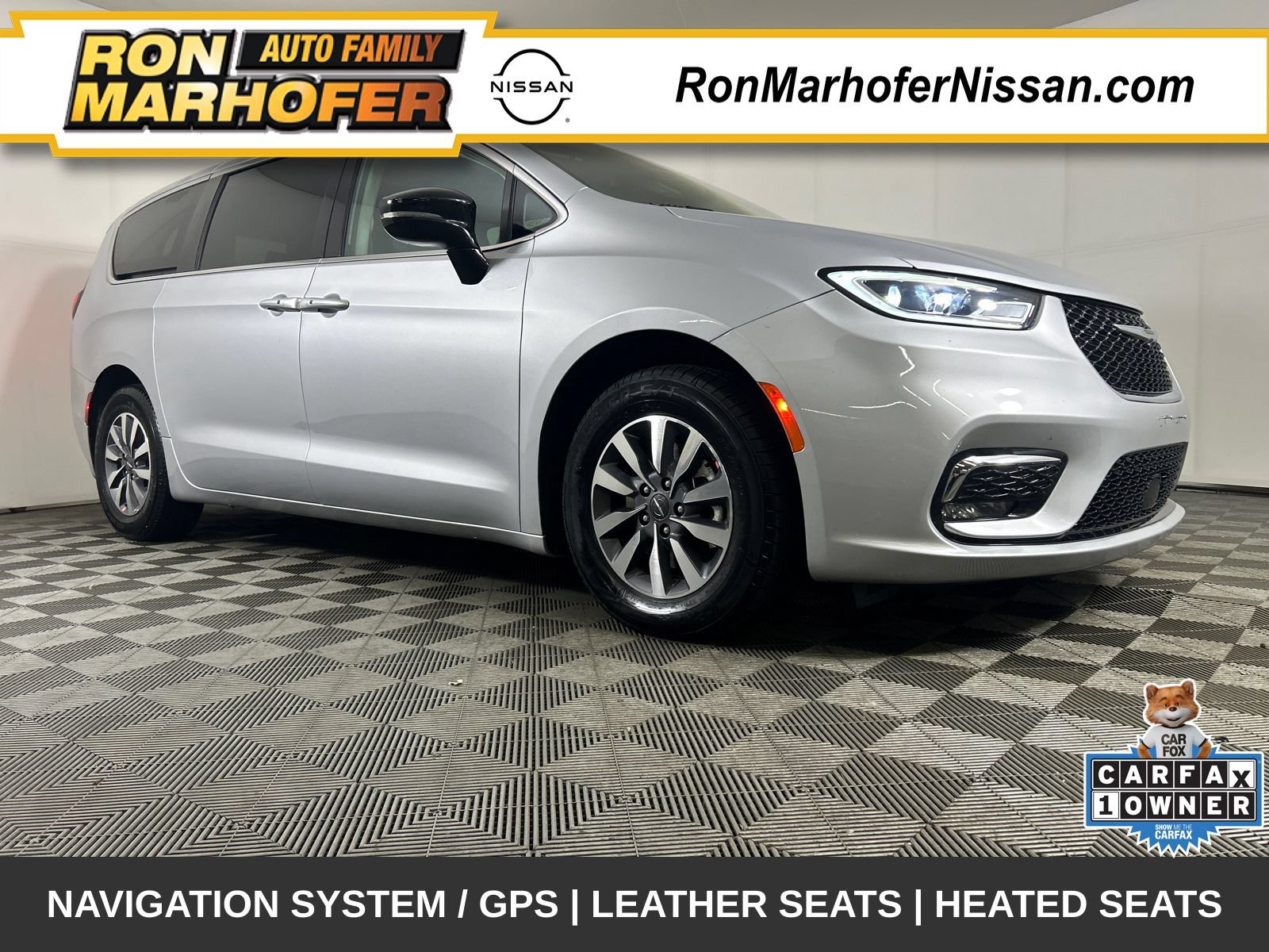 Used 2024 Chrysler Pacifica Limited