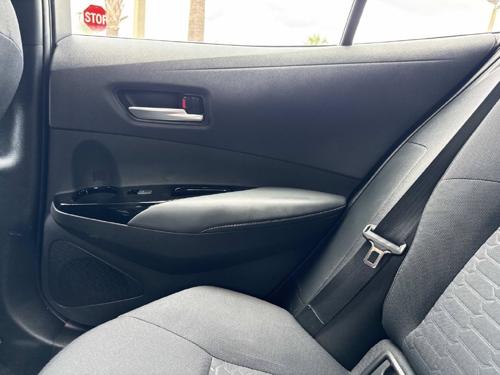 Used 2025 Toyota Corolla SE FWD image 17