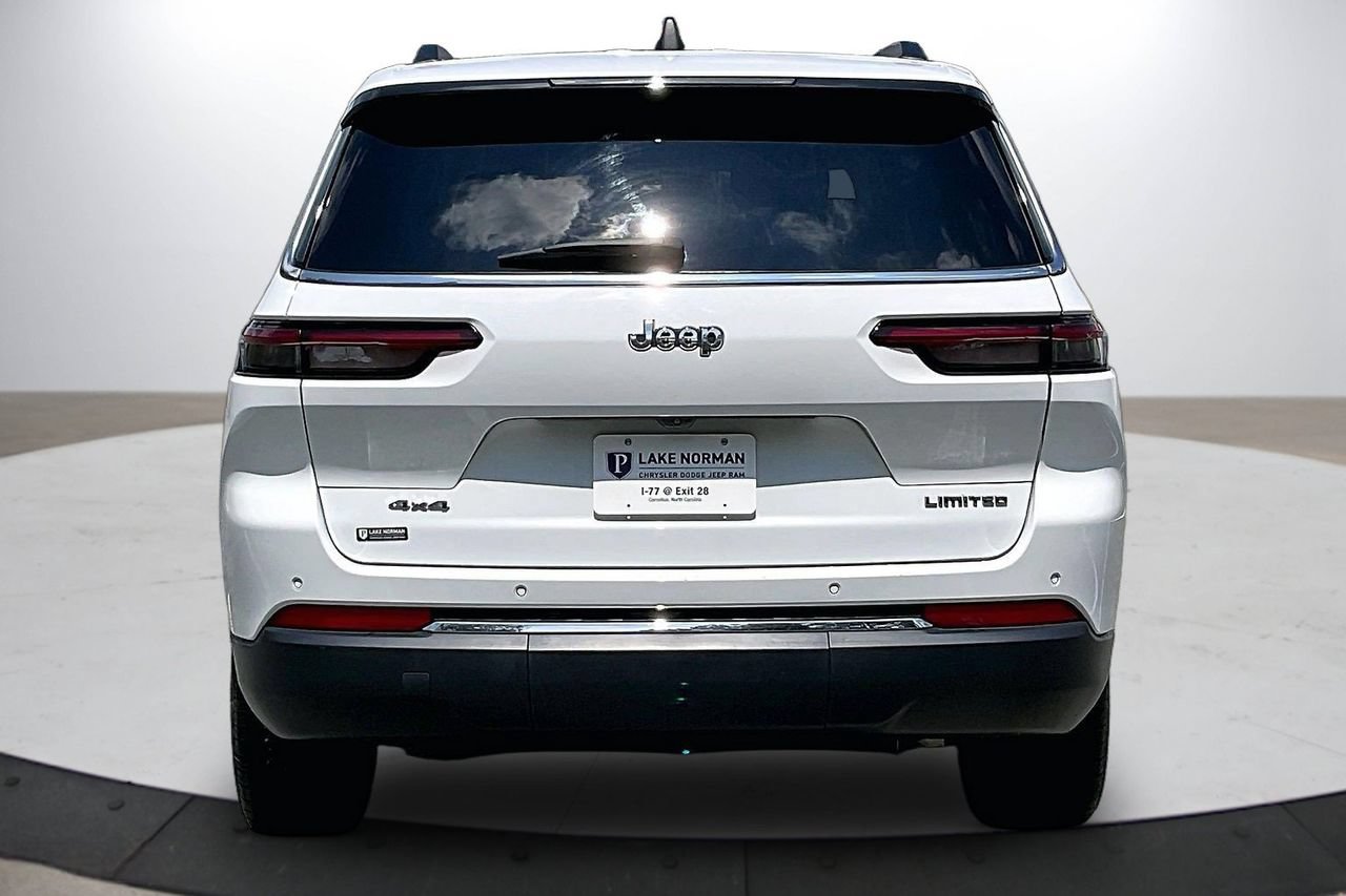 Used 2023 Jeep Grand Cherokee L Limited AWD/4WD image 7