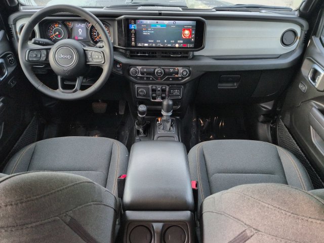 Used 2024 Jeep Wrangler Unlimited Sport AWD/4WD image 15