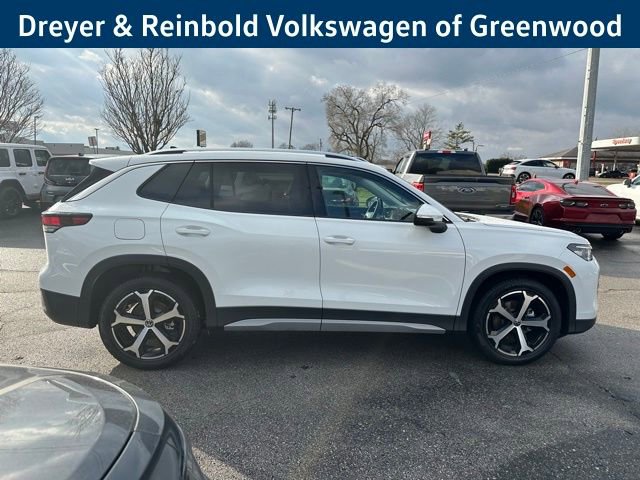 New 2026 Volkswagen Tiguan SE image 8