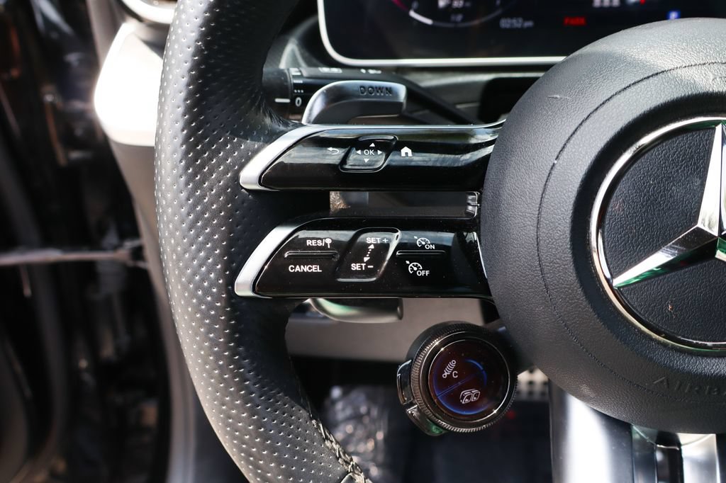 Used 2024 Mercedes-Benz C 43 AMG 4MATIC Sedan image 25