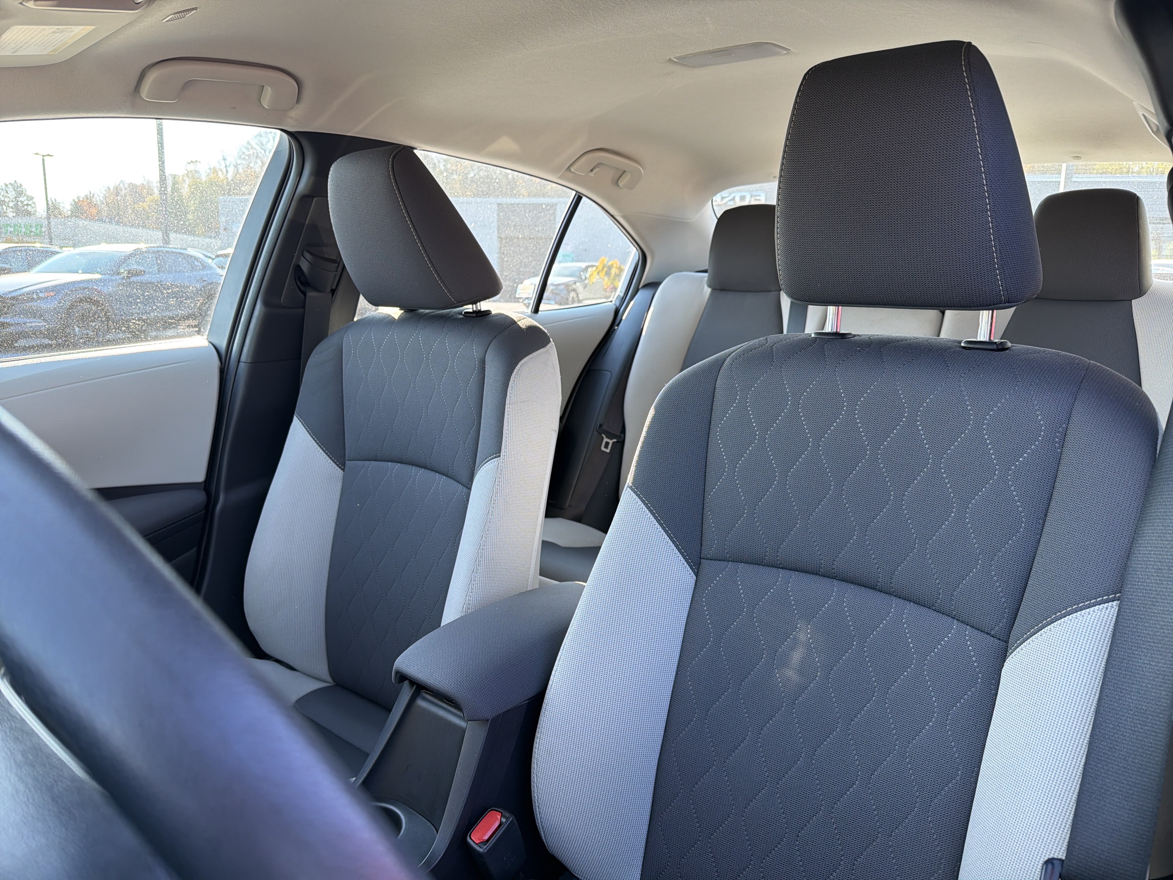 Used 2024 Toyota Corolla LE FWD image 9