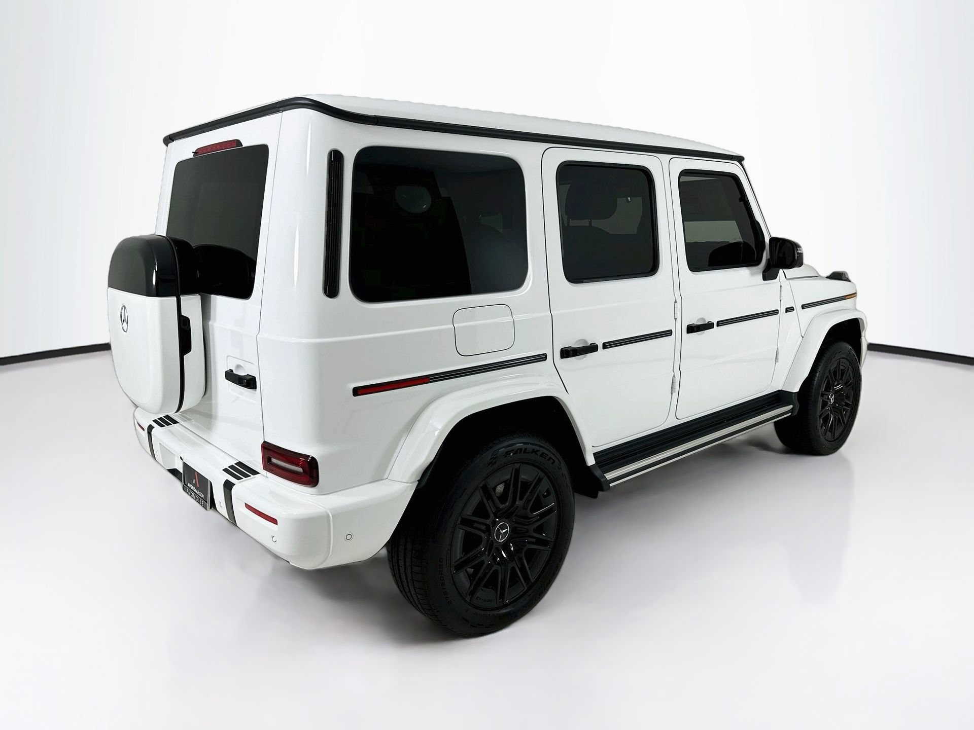 New 2027 Mercedes-Benz G 580 e image 8