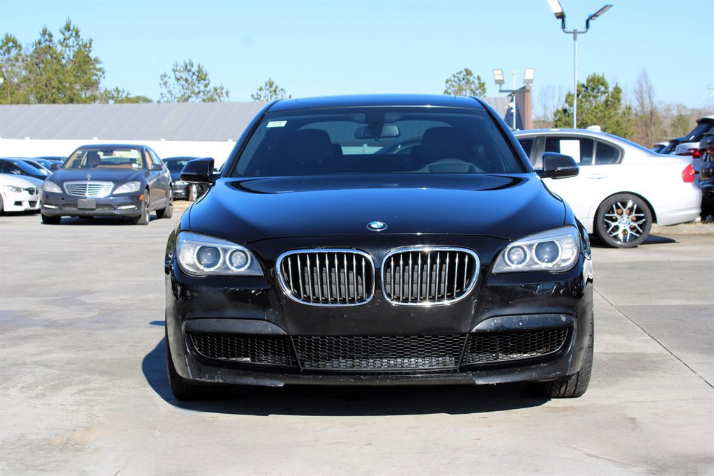 Used 2013 BMW 740Li image 2