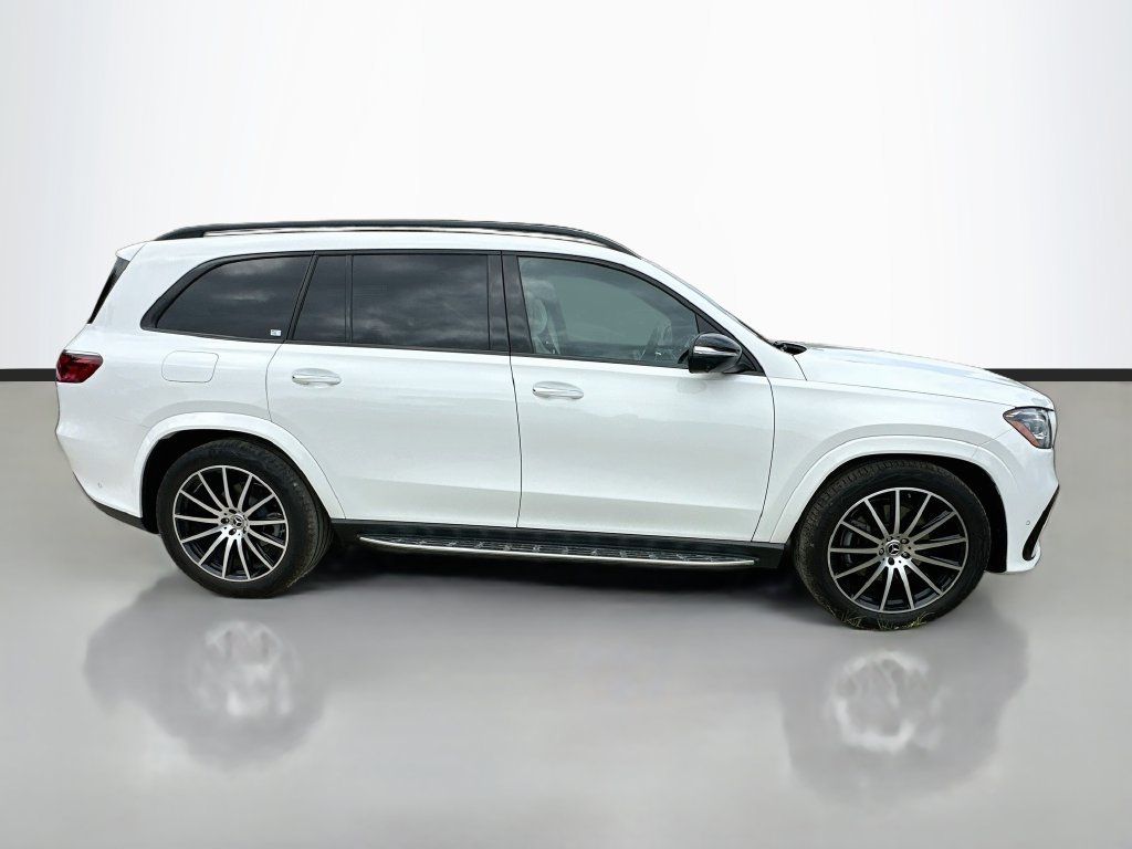 Certified 2026 Mercedes-Benz GLS 580 4MATIC image 4