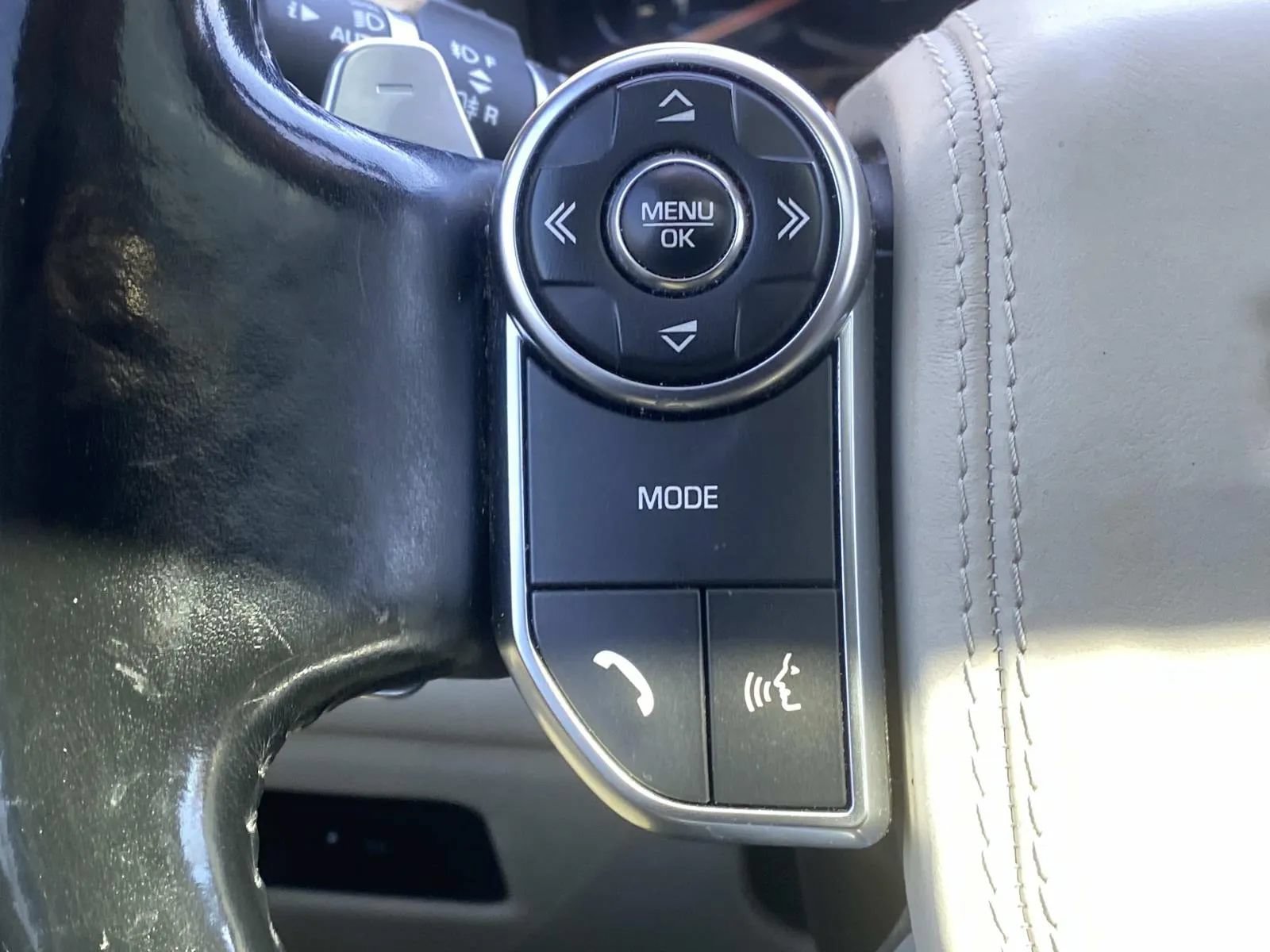 Used 2016 Land Rover Range Rover Autobiography AWD/4WD image 22