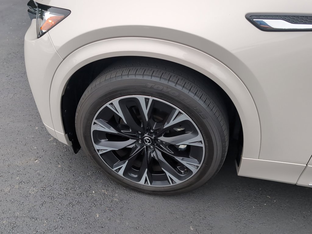Certified 2024 MAZDA CX-90 3.3 Turbo S w/ Premium Plus AWD/4WD image 19