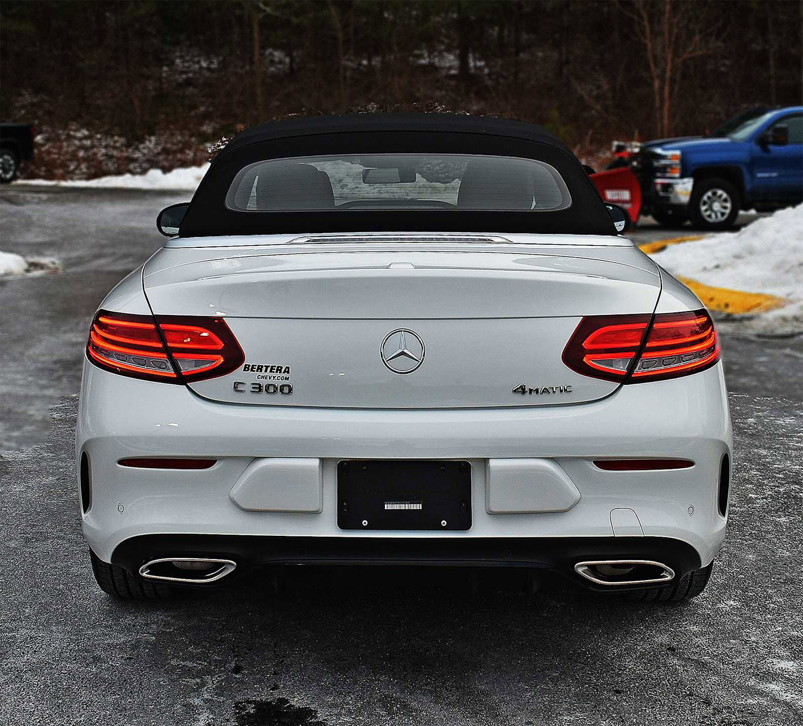 Used 2023 Mercedes-Benz C 300 4MATIC Cabriolet image 11