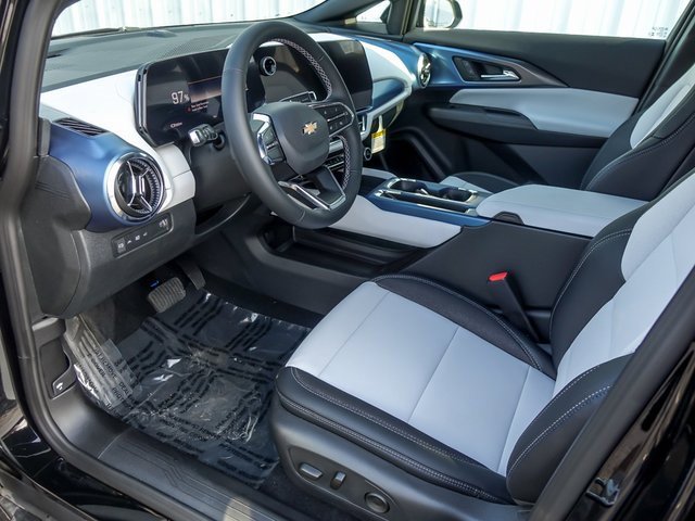 New 2026 Chevrolet Equinox EV LT image 13