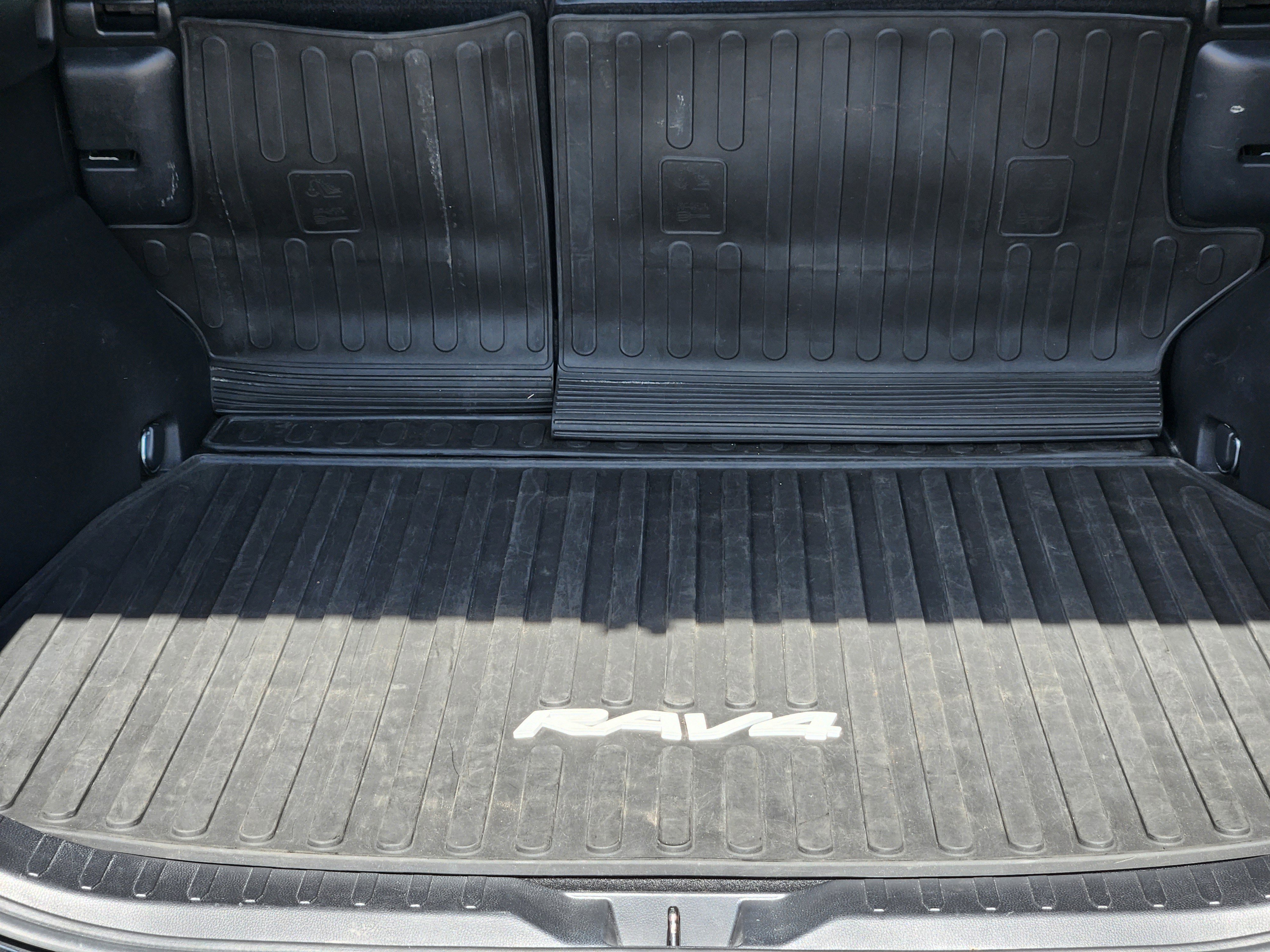 Used 2021 Toyota RAV4 XSE w/ XSE Grade Weather Package image 13