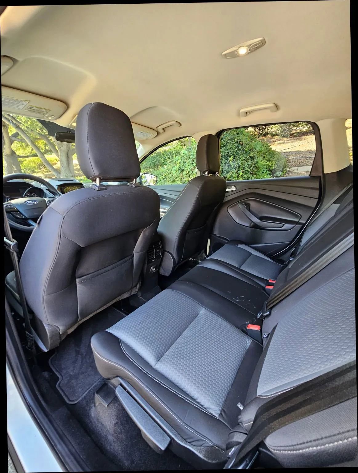 Used 2018 Ford Escape SE w/ SE Sync 3 Package AWD/4WD image 22