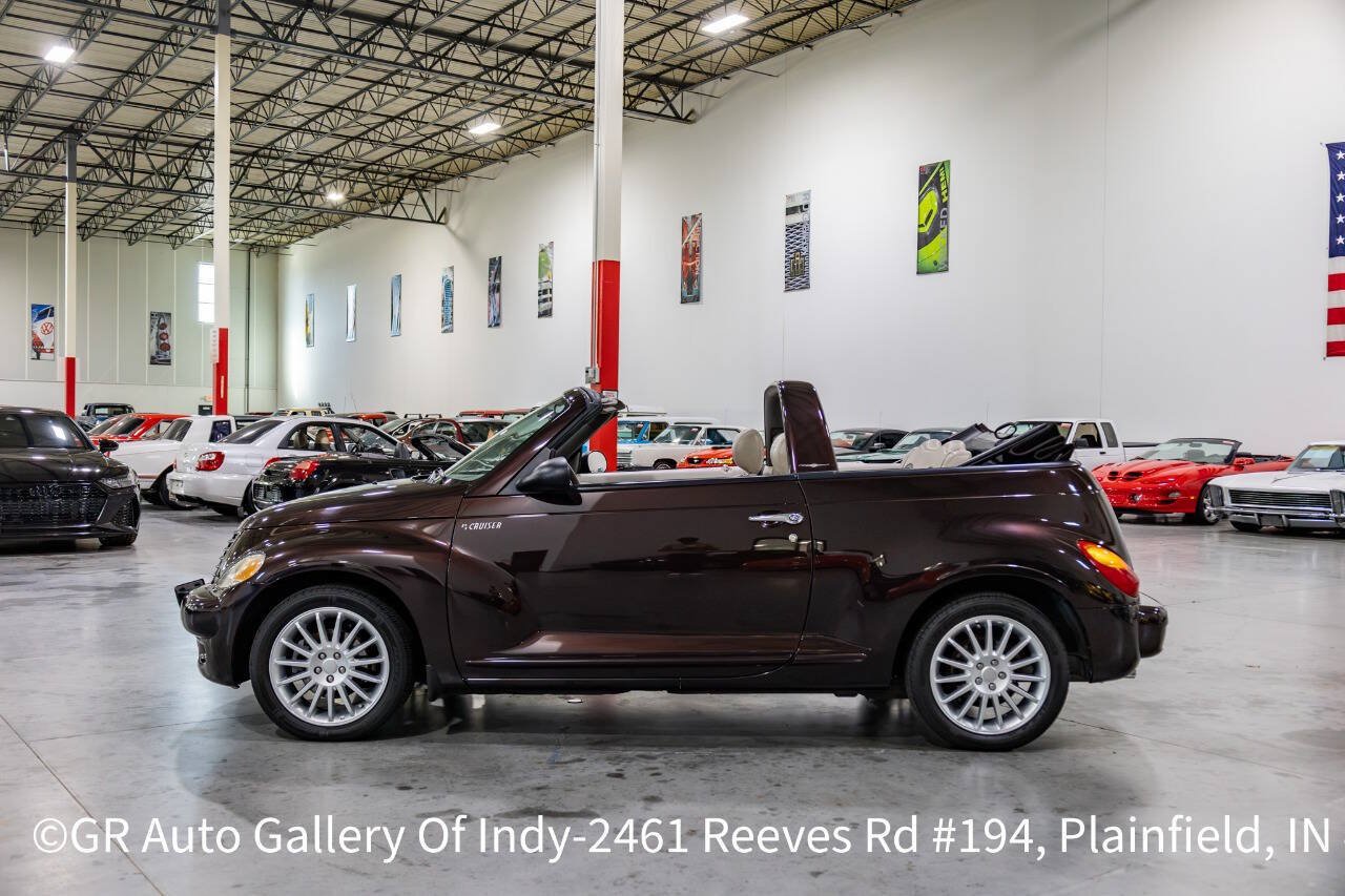 Used 2005 Chrysler PT Cruiser GT FWD image 3