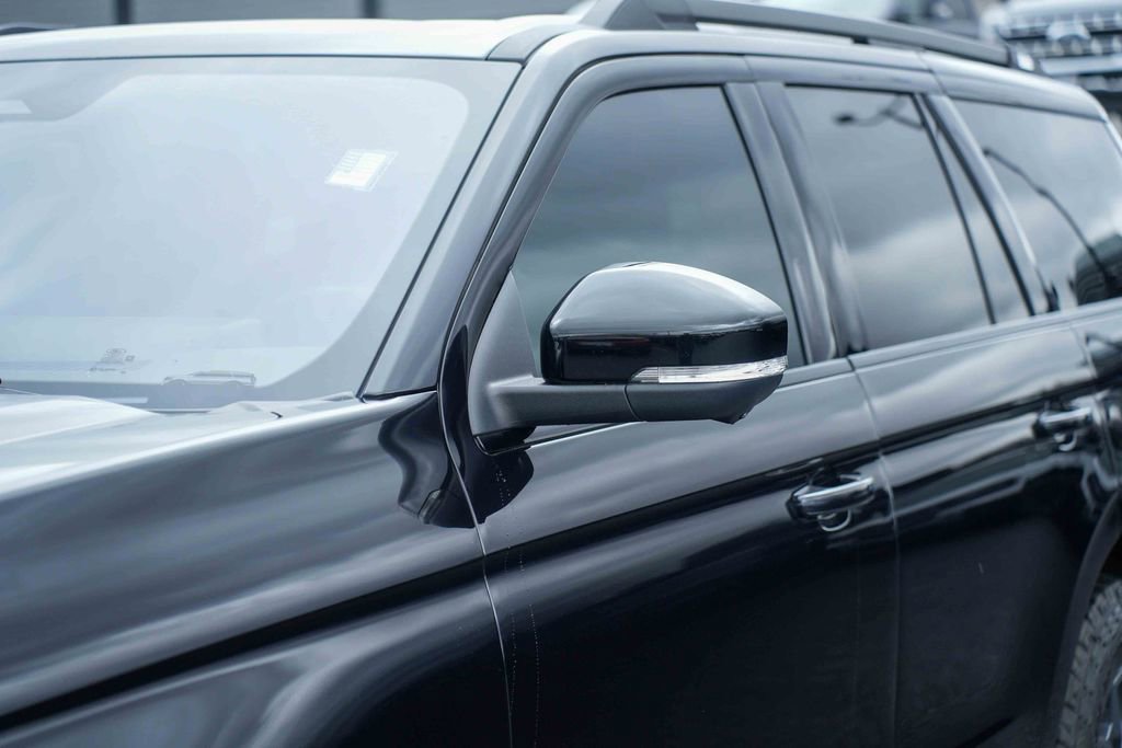Used 2025 Ford Expedition Tremor image 10