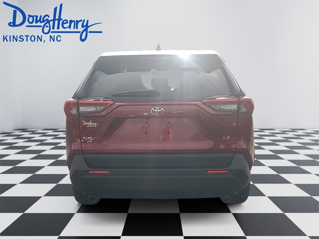 Used 2023 Toyota RAV4 LE image 4