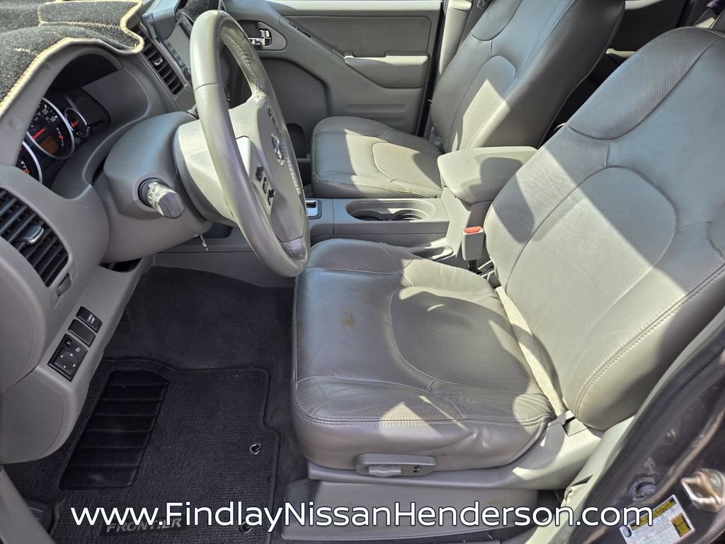 Used 2019 Nissan Frontier SL RWD image 10