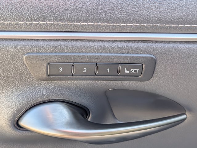 Used 2023 Lexus ES 350 w/ Premium Package FWD image 18
