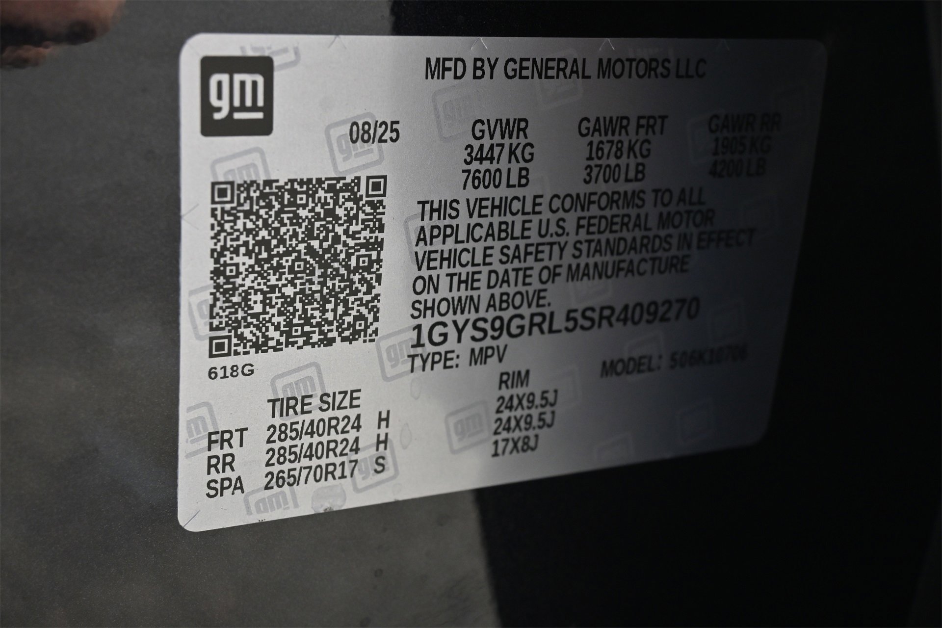 New 2025 Cadillac Escalade Sport Platinum w/ LPO, ONYX Package image 31