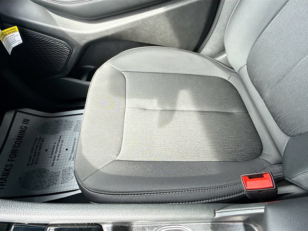 Used 2025 Jeep Grand Cherokee L Laredo RWD image 18