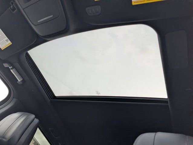 New 2025 Lincoln Navigator Reserve w/ Jet Appearance Package image 17