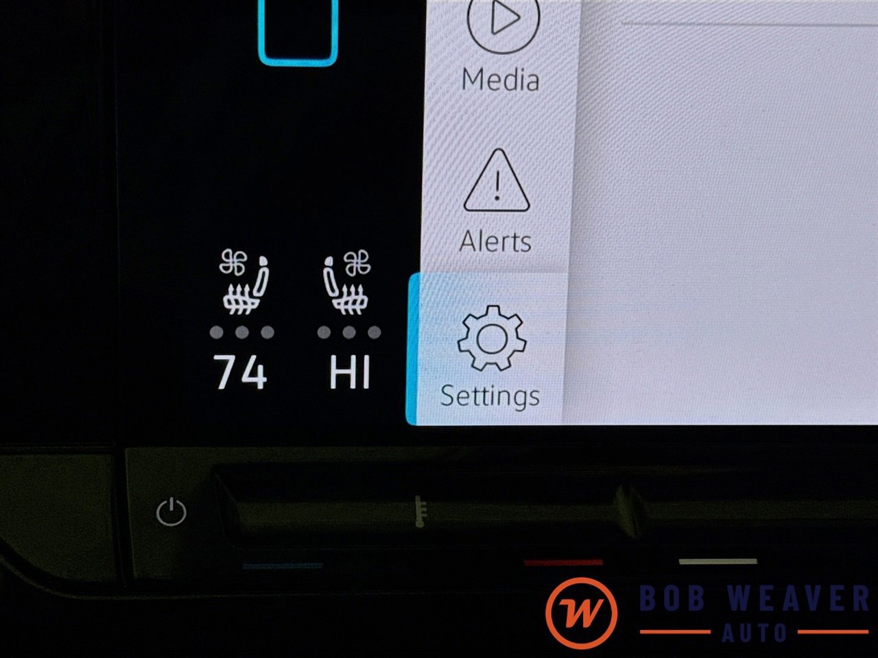 Used 2024 Volkswagen Atlas SE image 21