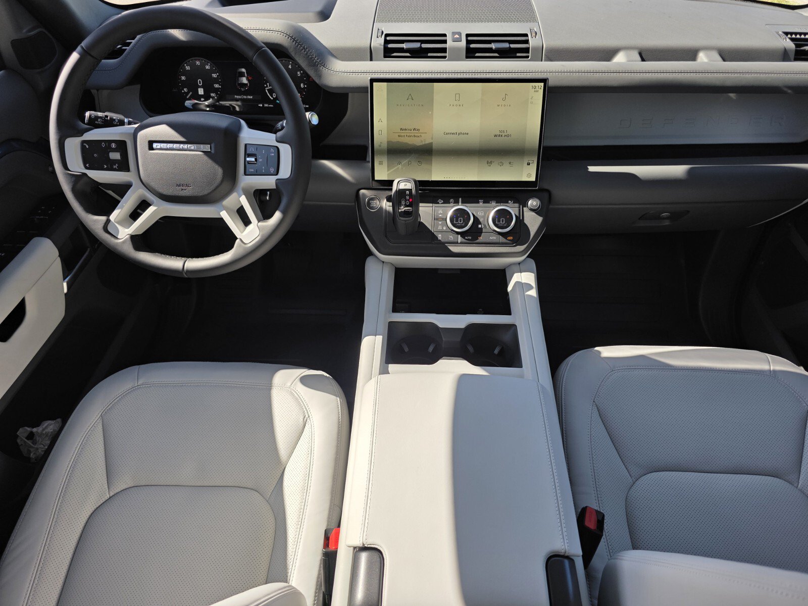 New 2026 Land Rover Defender 110 S AWD/4WD image 4