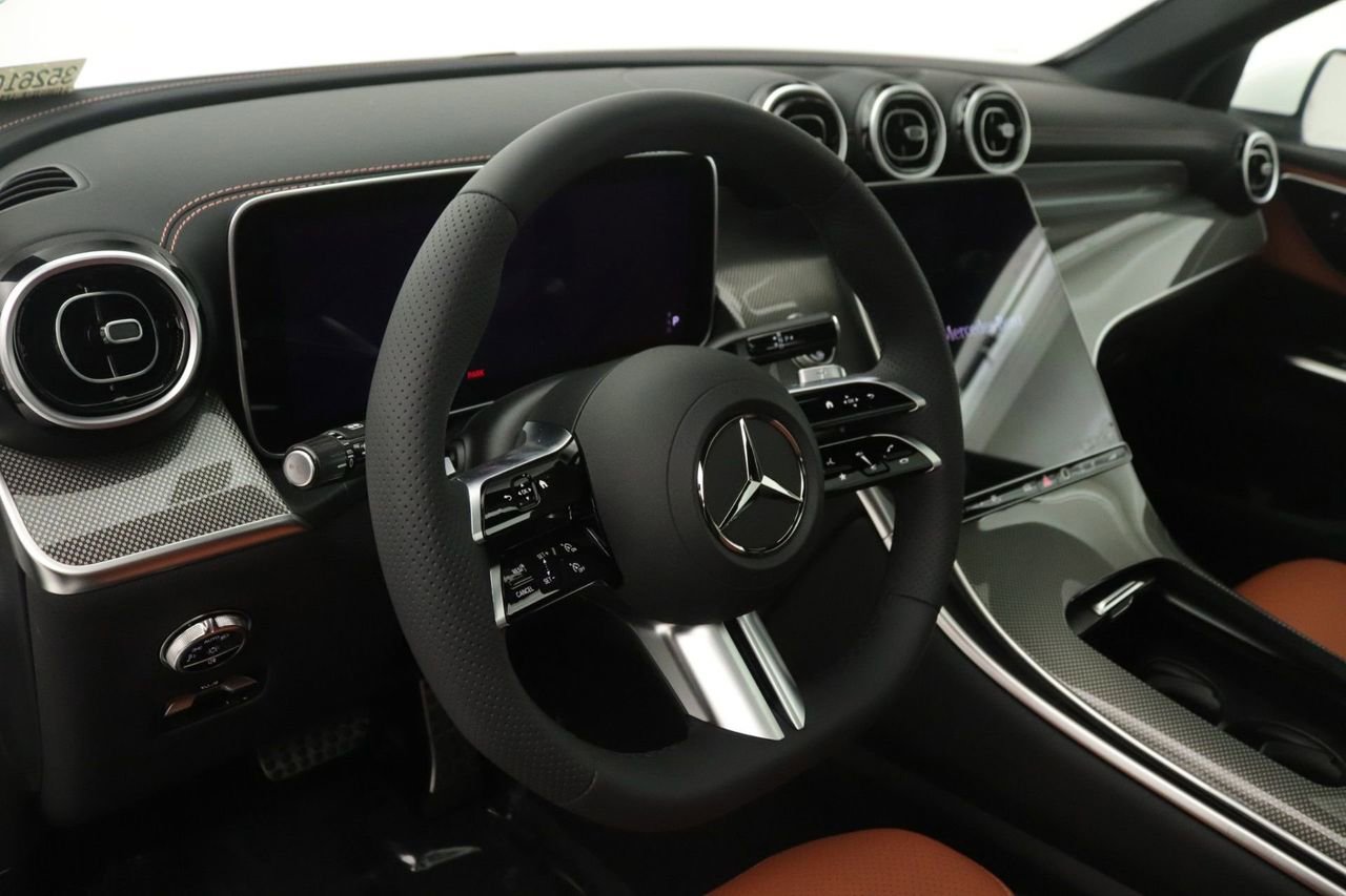 New 2026 Mercedes-Benz GLC 300 GLC 300 image 5