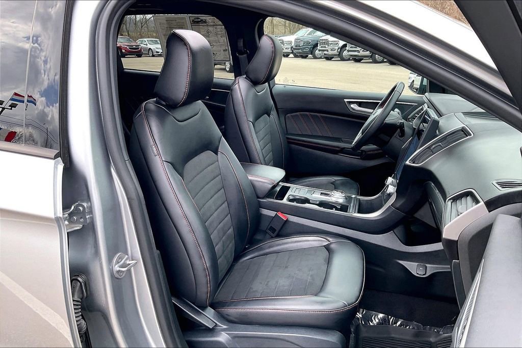 Used 2024 Ford Edge ST-Line image 7