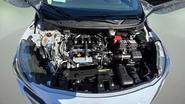 Used 2025 Nissan Versa SR w/ Trunk Package FWD image 32