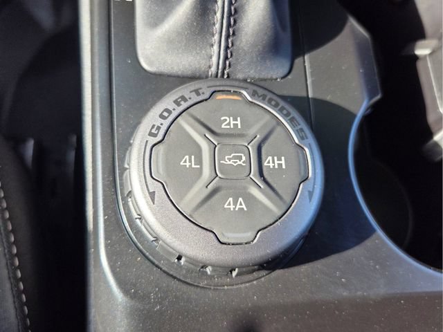 Used 2025 Ford Bronco Badlands AWD/4WD image 27