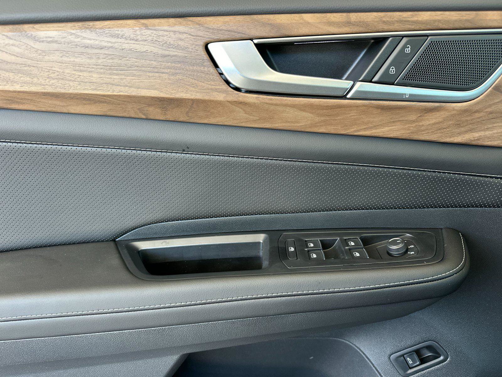 New 2026 Volkswagen Atlas SE AWD/4WD image 10