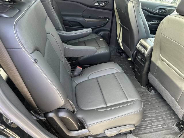 Used 2023 GMC Acadia SLT AWD/4WD image 30