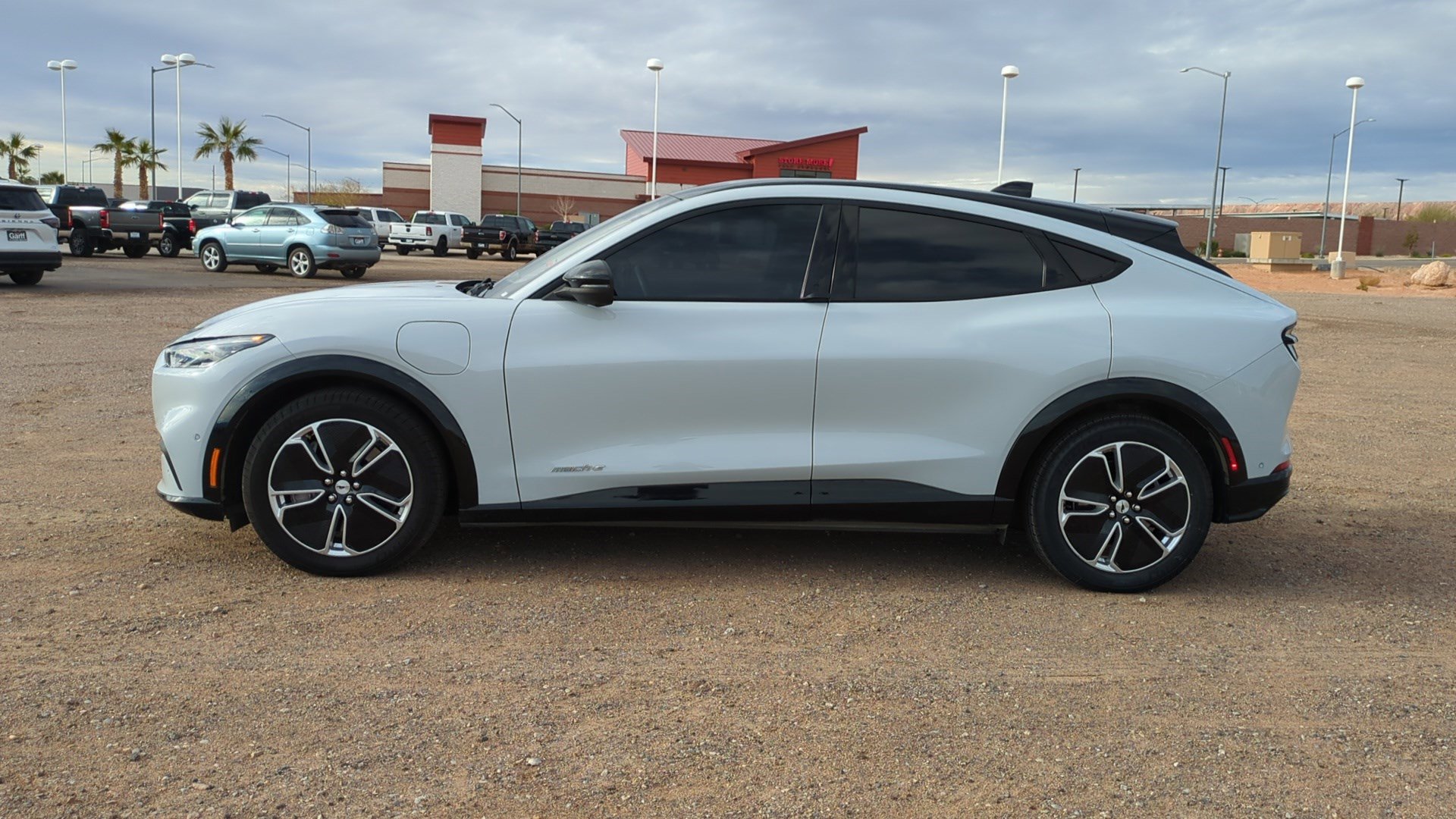 Used 2023 Ford Mustang Mach-E Premium image 7