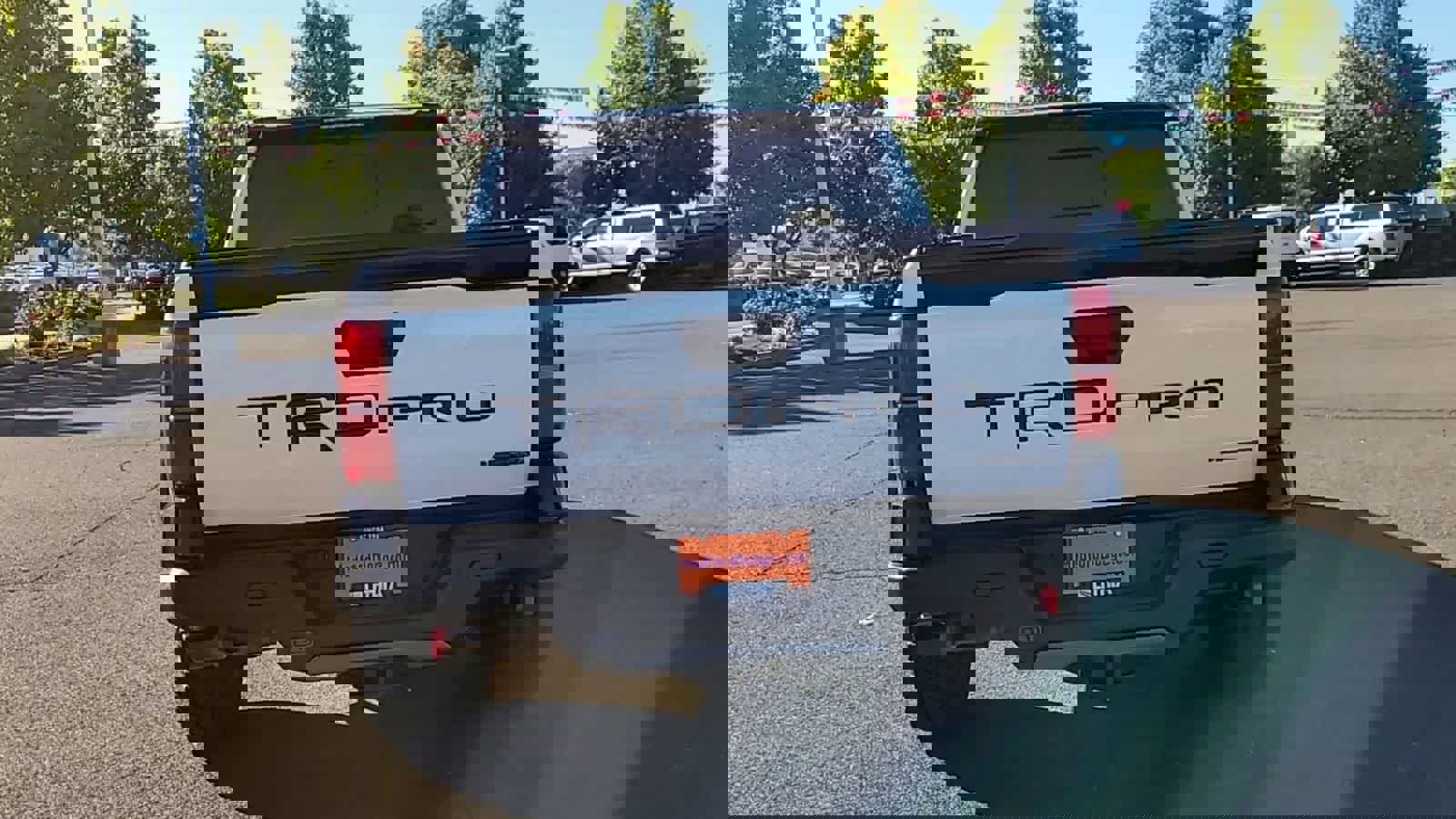 Used 2025 Toyota Tacoma Limited image 7